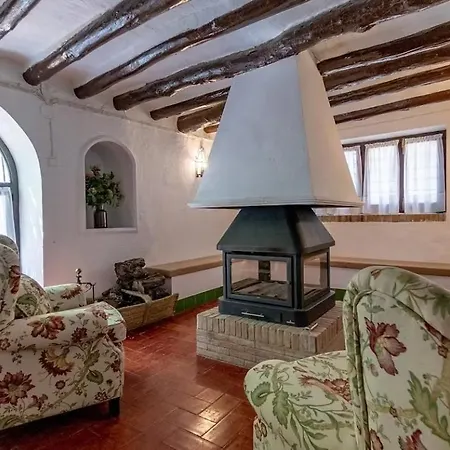 Casa Velasco *